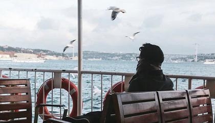 B体育平台_ 冯潇霆：经验对中国足球年轻球员的传承与指导，国足队长冯潇霆的老婆